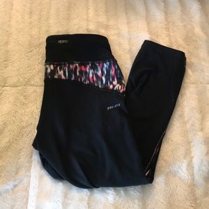 Nike crop leggings